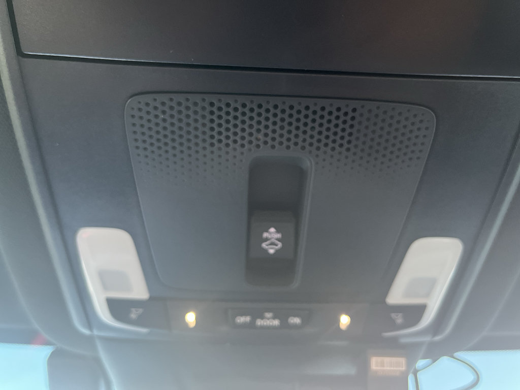 Used 2025 Honda CR-V Sport-L image 24