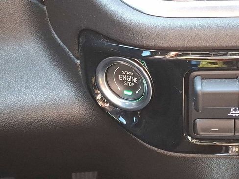 Used 2022 Chevrolet Silverado 1500 RST image 22