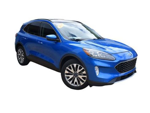 Used 2020 Ford Escape Titanium image 2