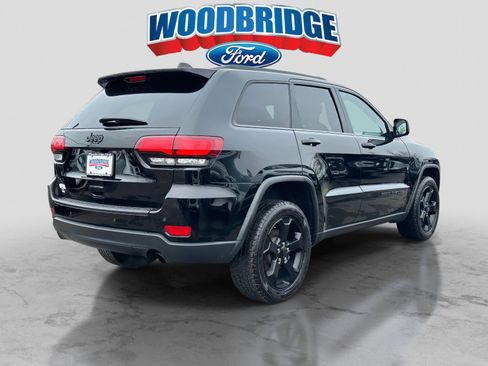 Used 2021 Jeep Grand Cherokee Freedom Edition image 4
