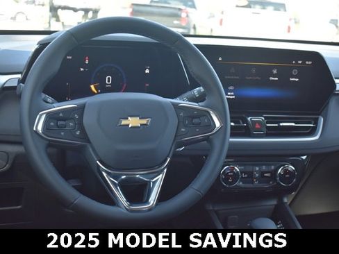 New 2025 Chevrolet TrailBlazer LT w/ Convenience Package image 19