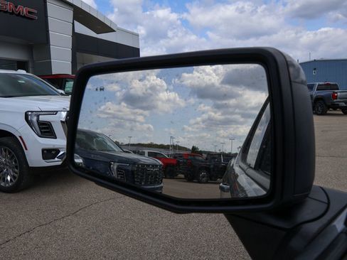 New 2026 GMC Sierra 1500 Elevation image 24