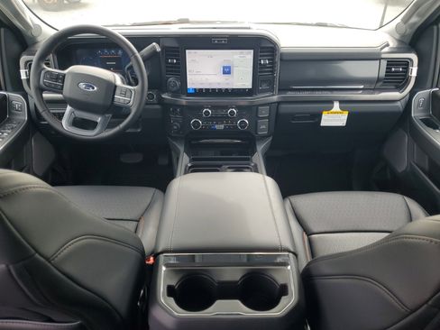 New 2026 Ford F250 Lariat w/ Black Appearance Package AWD/4WD image 12