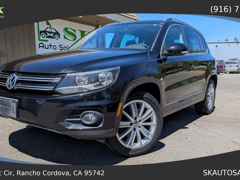 Used 2014 Volkswagen Tiguan S FWD image 2
