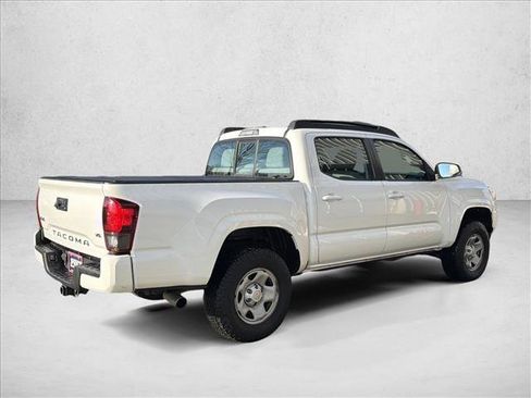 Used 2018 Toyota Tacoma SR w/ SR Convenience Package image 5