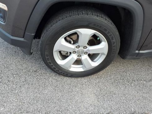 Used 2021 Jeep Compass Latitude w/ Convenience Group FWD image 5