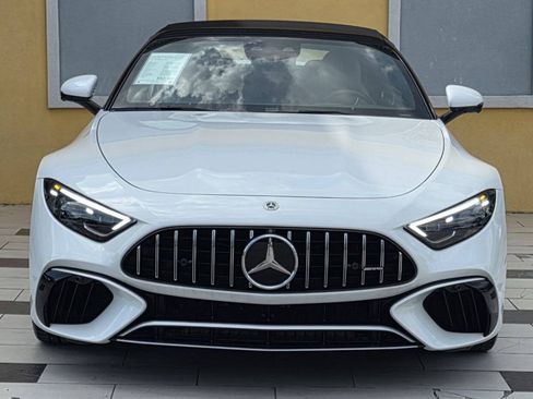 Used 2022 Mercedes-Benz SL 55 AMG 4MATIC image 4