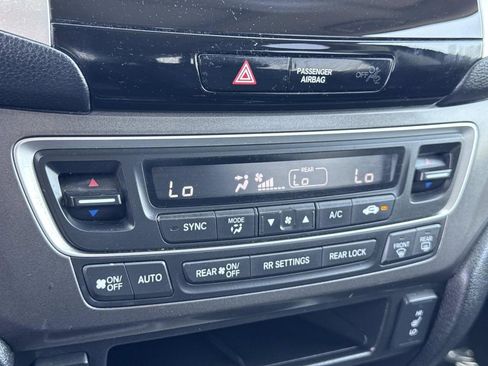 Used 2017 Honda Pilot EX-L image 14