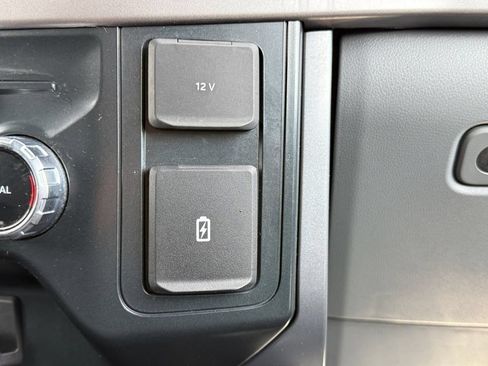 Used 2025 Ford F150 XLT w/ Equipment Group 301A Standard AWD/4WD image 17