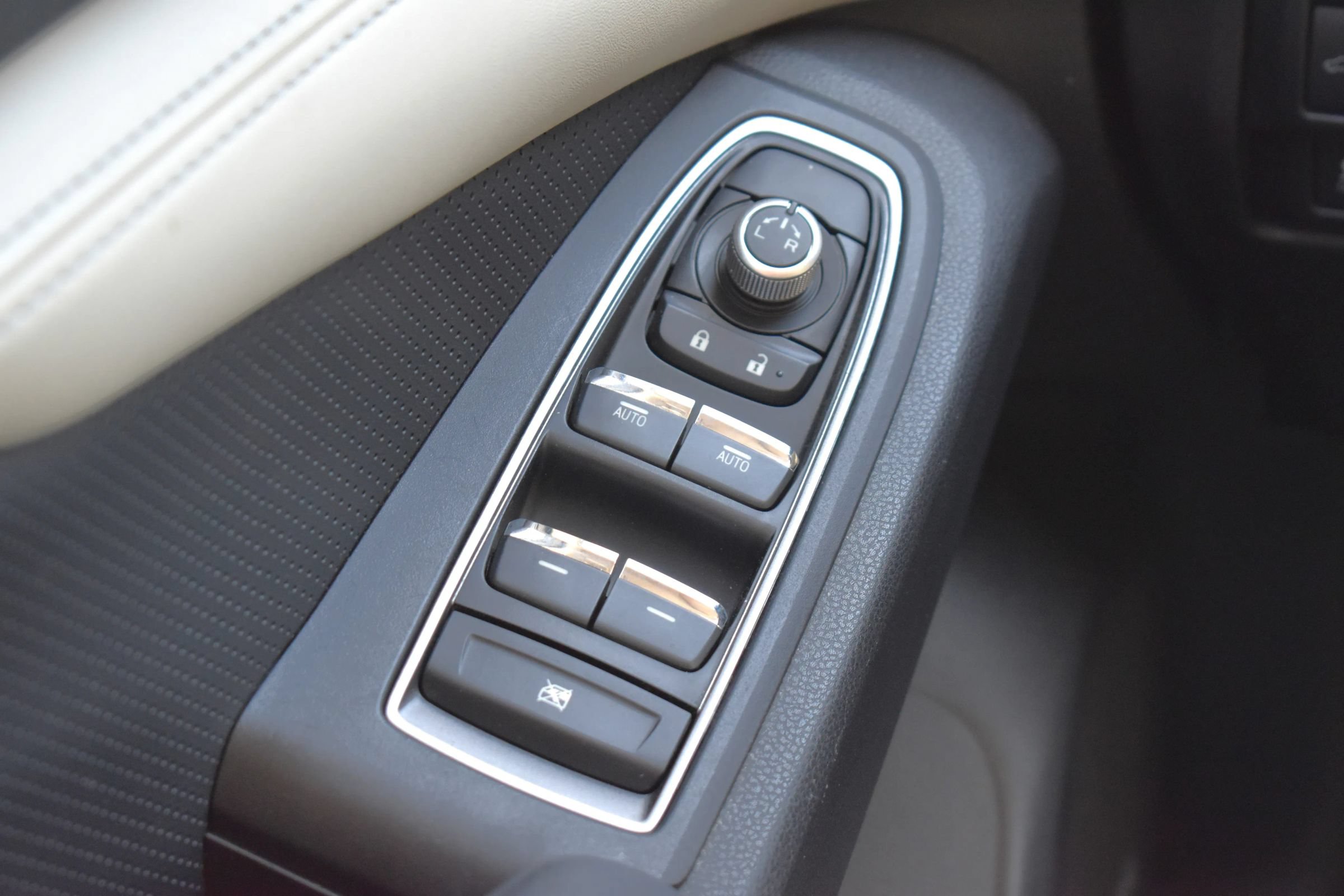 Used 2019 Subaru Ascent Limited AWD/4WD image 63