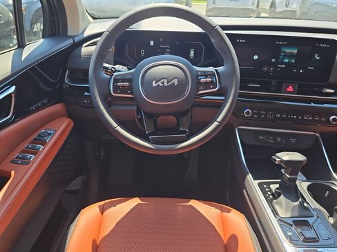 New 2026 Kia Carnival SX Prestige FWD image 14