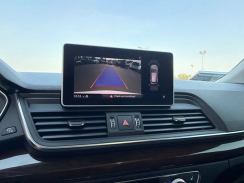 Used 2020 Audi Q5 2.0T Premium Plus w/ Premium Plus Package AWD/4WD image 25