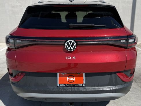 Certified 2022 Volkswagen ID.4 Pro S image 4