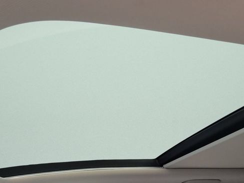 Used 2025 Kia Sorento S w/ Panoramic Sunroof Package FWD image 16