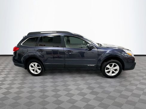 Used 2013 Subaru Outback 2.5i Limited image 33