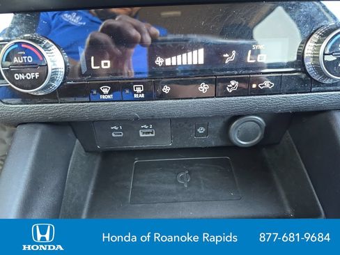 Used 2024 Mitsubishi Outlander SE FWD image 23