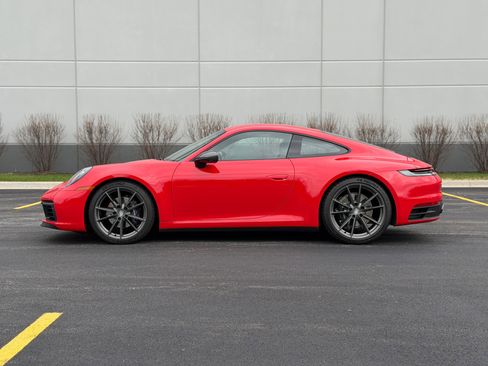 Used 2024 Porsche 911 Carrera T image 4