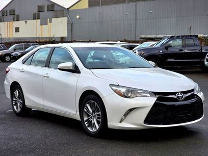 Used 2016 Toyota Camry SE