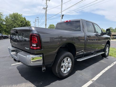 Used 2026 RAM 2500 Big Horn AWD/4WD image 7