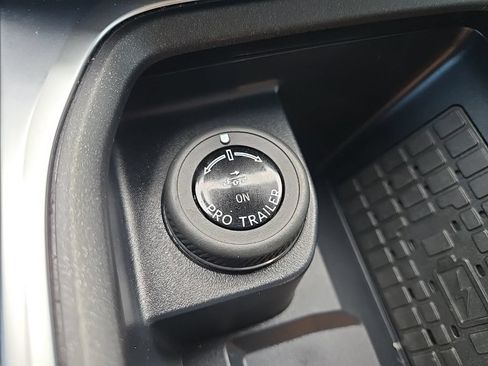 Used 2025 Ford Expedition Platinum AWD/4WD image 62