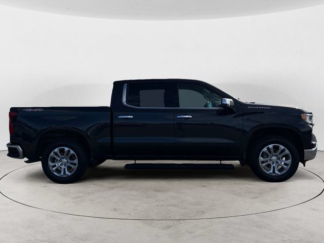 Used 2024 Chevrolet Silverado 1500 LTZ AWD/4WD image 4