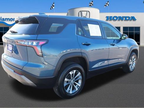 Used 2025 Chevrolet Equinox LT image 6