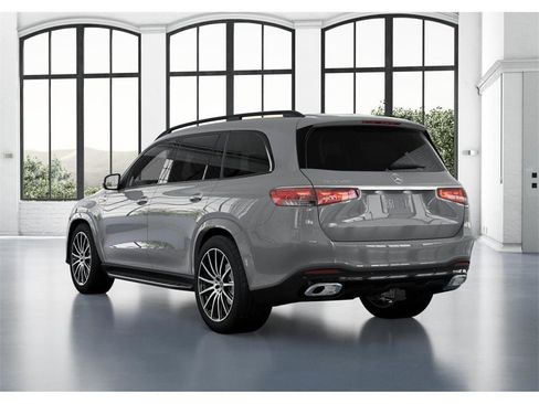 New 2026 Mercedes-Benz GLS 580 4MATIC image 28