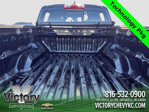 Used 2023 Chevrolet Colorado Trail Boss w/ Technology Package image 19