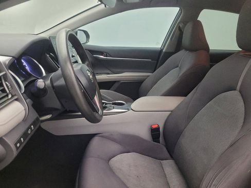 Used 2021 Toyota Camry LE w/ Carpet Mat Package (TMS) FWD image 17