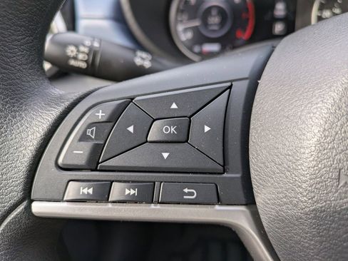 New 2025 Nissan Versa SV w/ Trunk Package FWD image 21