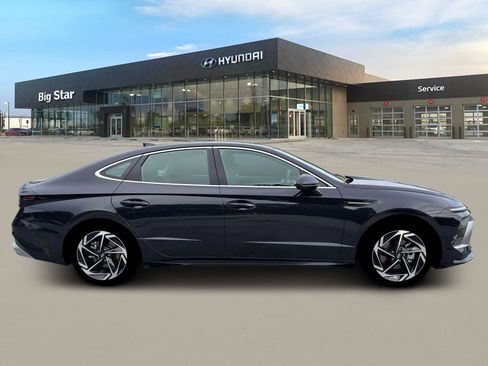 New 2026 Hyundai Sonata SEL FWD image 9