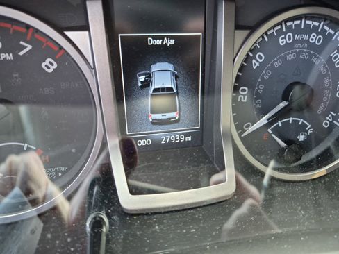 Used 2023 Toyota Tacoma SR5 image 6