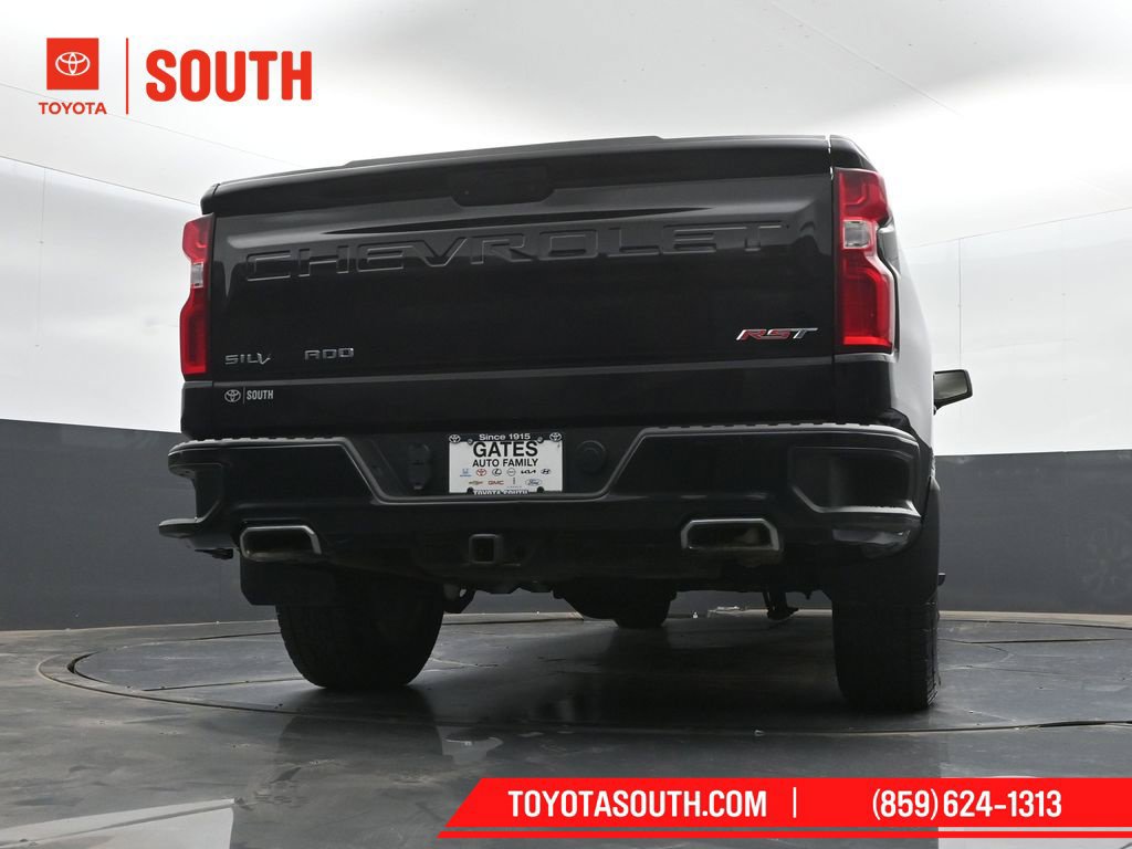 Used 2021 Chevrolet Silverado 1500 RST w/ Z71 Off-Road Package AWD/4WD image 32