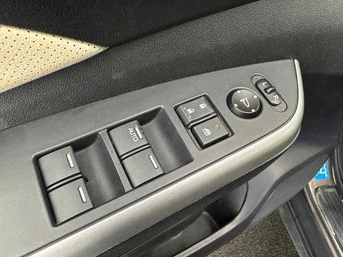 Used 2016 Honda CR-V EX-L image 37