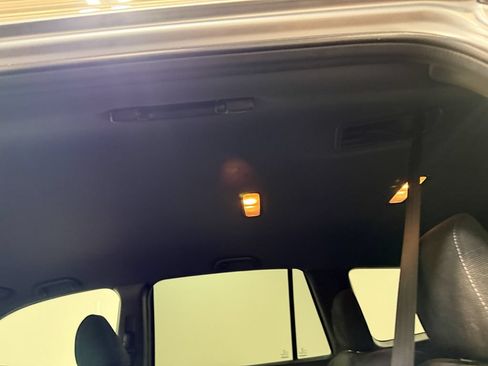 Used 2022 Honda Pilot Sport image 10