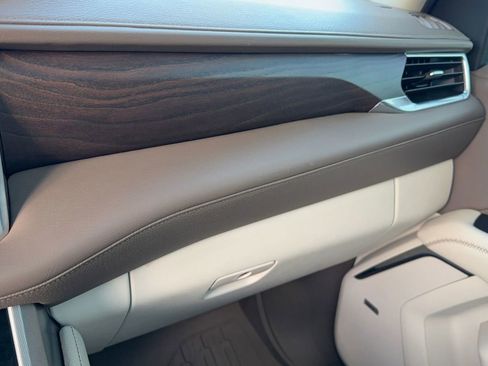 Used 2021 GMC Yukon XL Denali w/ Denali Ultimate Package image 25