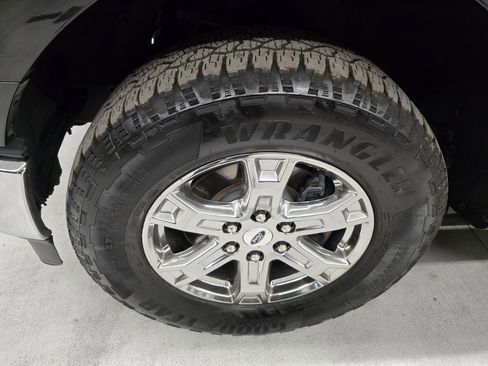 Used 2022 Ford F150 XLT w/ Equipment Group 302A High image 10