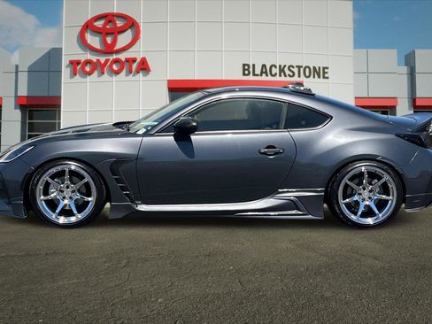 Used 2025 Toyota GR86 Premium w/ ALL Weather Mat Package (TMS) RWD image 6