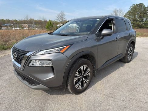 Used 2022 Nissan Rogue SV image 11