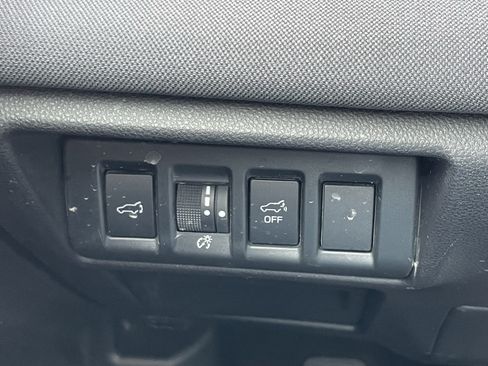 Certified 2024 Subaru Outback Premium AWD/4WD image 32