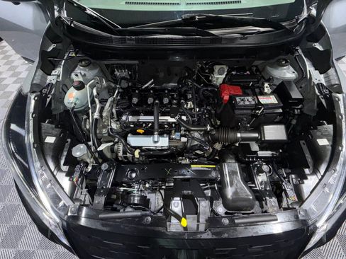 Certified 2024 Nissan Kicks SR image 21