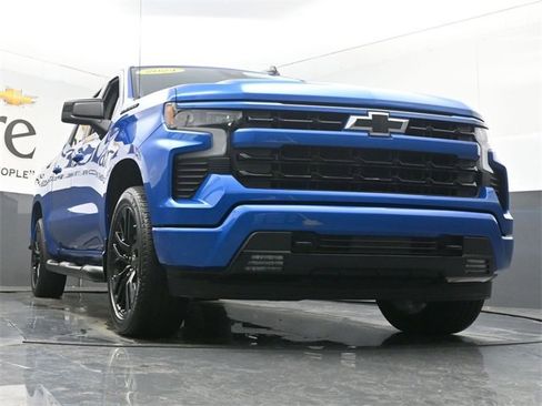 Certified 2024 Chevrolet Silverado 1500 RST w/ Rally Edition image 3