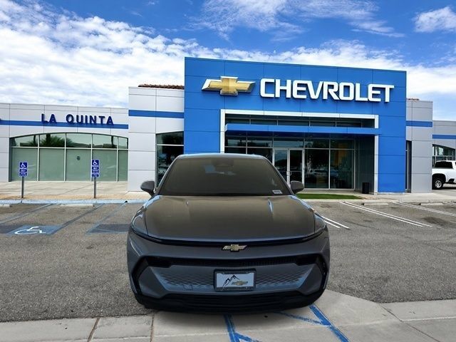 Used 2025 Chevrolet Equinox EV LT FWD image 3