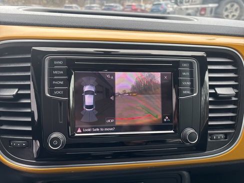 Used 2016 Volkswagen Beetle 1.8T Dune image 20