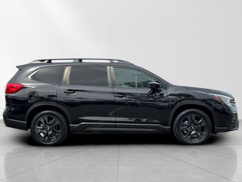 Used 2024 Subaru Ascent Onyx Edition Limited AWD/4WD image 2