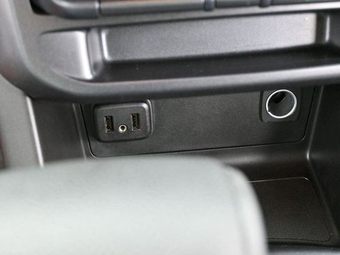 Used 2019 Chevrolet Colorado W/T RWD image 20