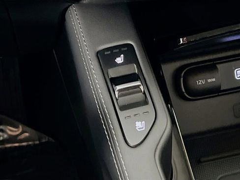 Used 2022 Kia Telluride EX w/ EX Premium Package image 22