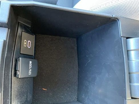 Certified 2025 Toyota Corolla LE image 23