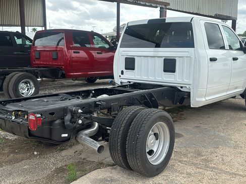 New 2026 RAM 5500 Tradesman w/ Chrome Appearance Group AWD/4WD image 5