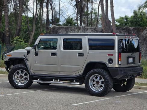 Used 2004 HUMMER H2 image 17